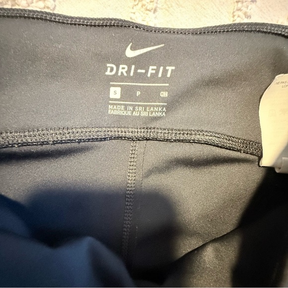 Nike Charcoal Performance Leggings - Picture 4 of 7